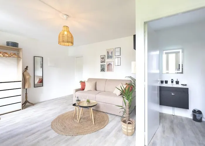 L'authentique *studio *parking Prive* *wifi*calme Appartement Lourdes